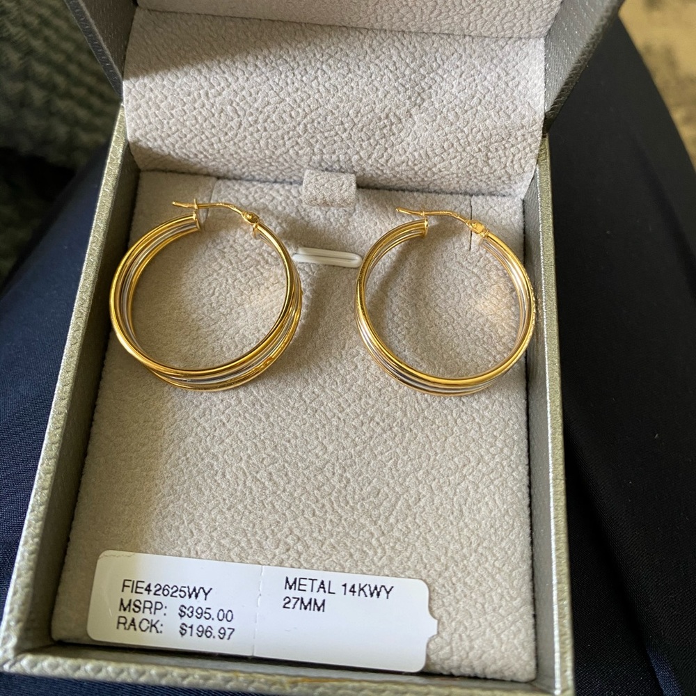 14kt Gold Earings